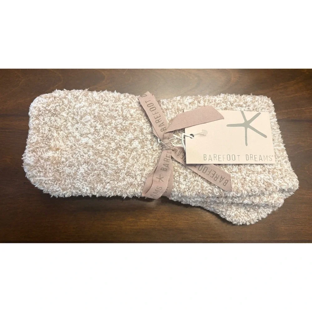 Barefoot‎ Dreams NWT CozyChic Heathered Cream Stone Socks